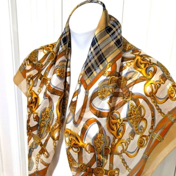 Vintage Coat of Armor/Belts and Buckle Square Scarf - Made in Italy - Picture 2 of 10